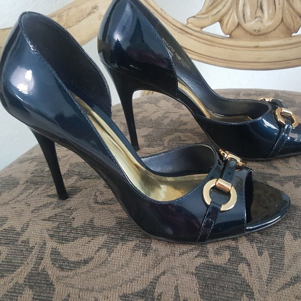 Carlos Santana heels
